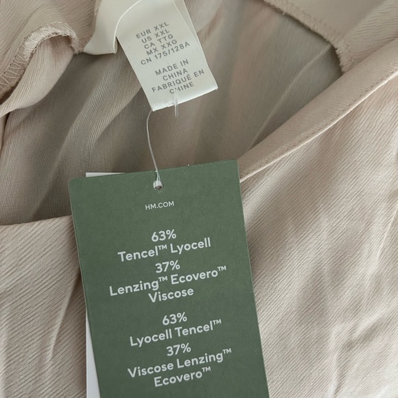 H&M Beige Tencel Blend romper - Picture 4 of 5